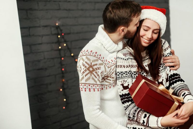 What To Get Your Girlfriend For Christmas 2021 | Top 60 Best Cute Gifts