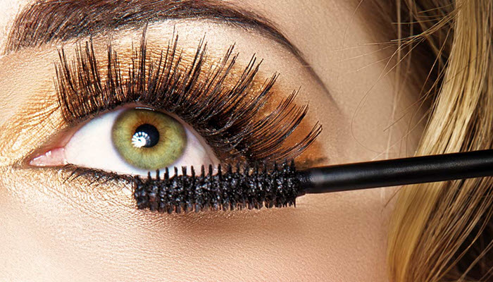 10 Best Drugstore Mascara Products For 2021