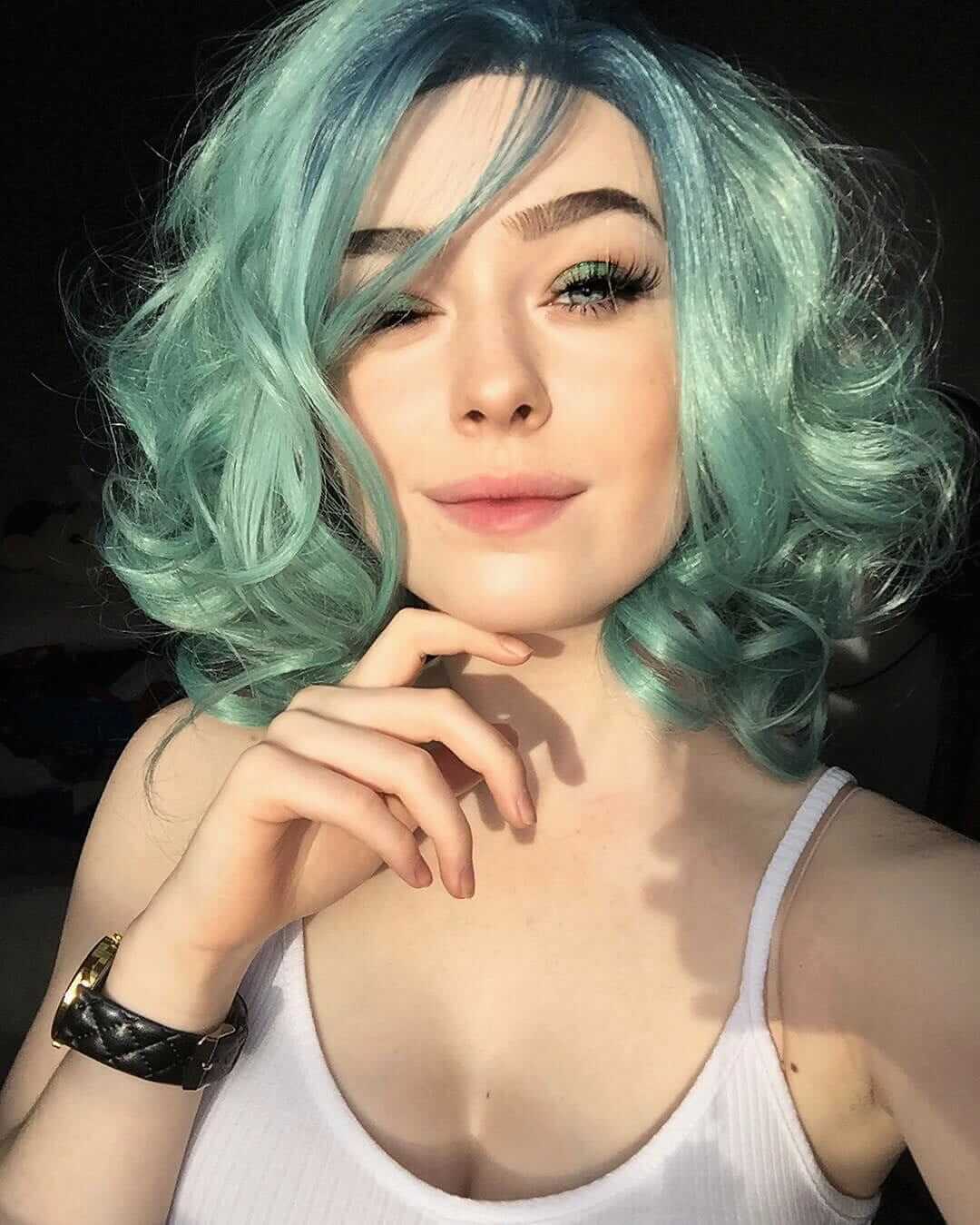 light green short hair color